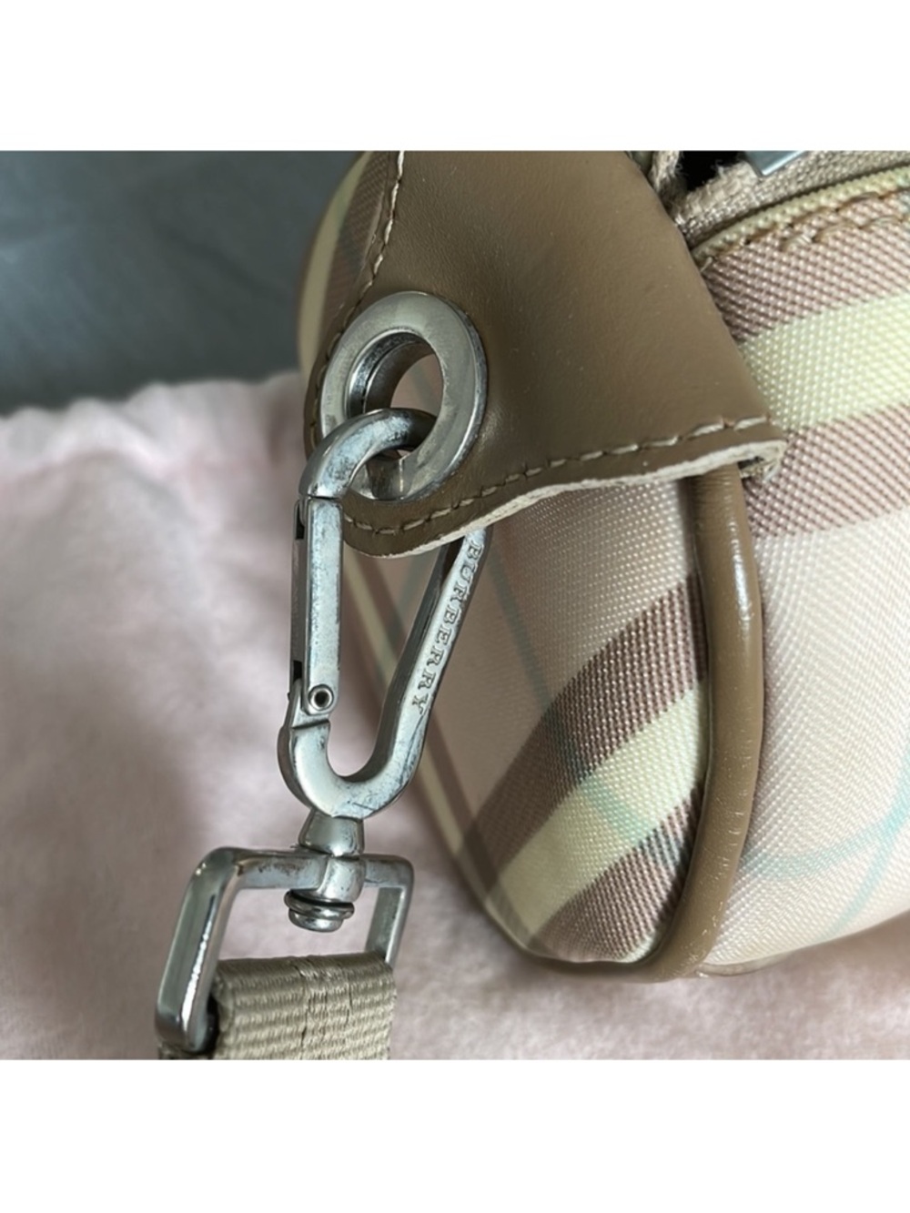 Burberry Nova Lola - Tan and light pink - Picture 9 of 13